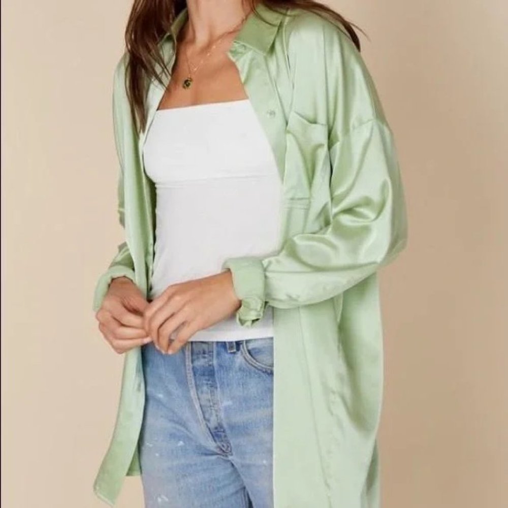 Blue Blush Green Silky Button Down Size L